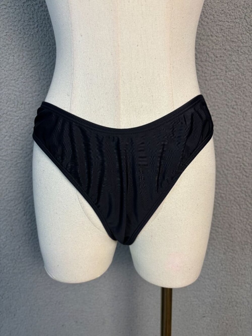 Salt + Cove  Women's Juniors' Scoop Hipster Bikini Bottoms,Black Size XL NWT's.